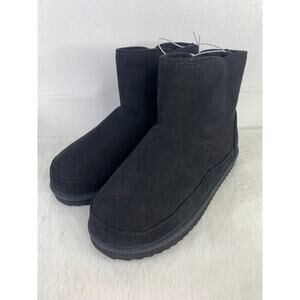 Old Navy Kids Black Faux Suede Cozy Boots Size 5Y